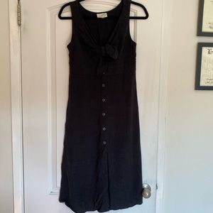 Universal thread black midi dress